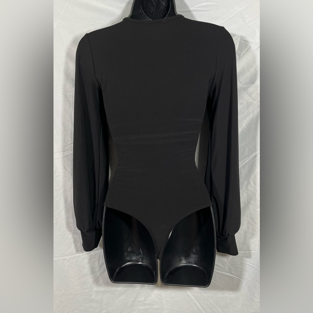 Fashion nova black open sleeve body suit - Picture 5 of 7